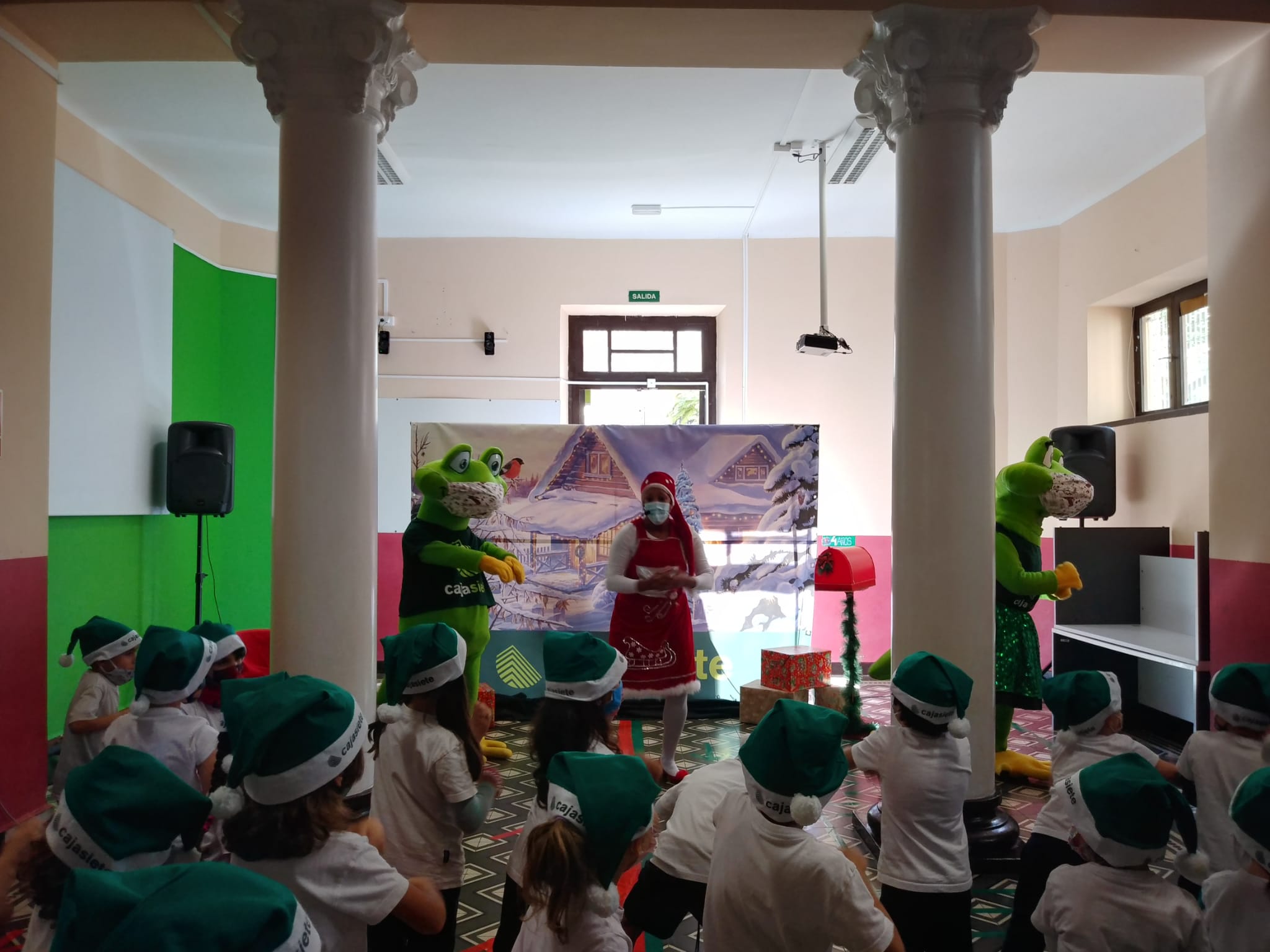 Festival de Navidad de Cajasiete en colegios